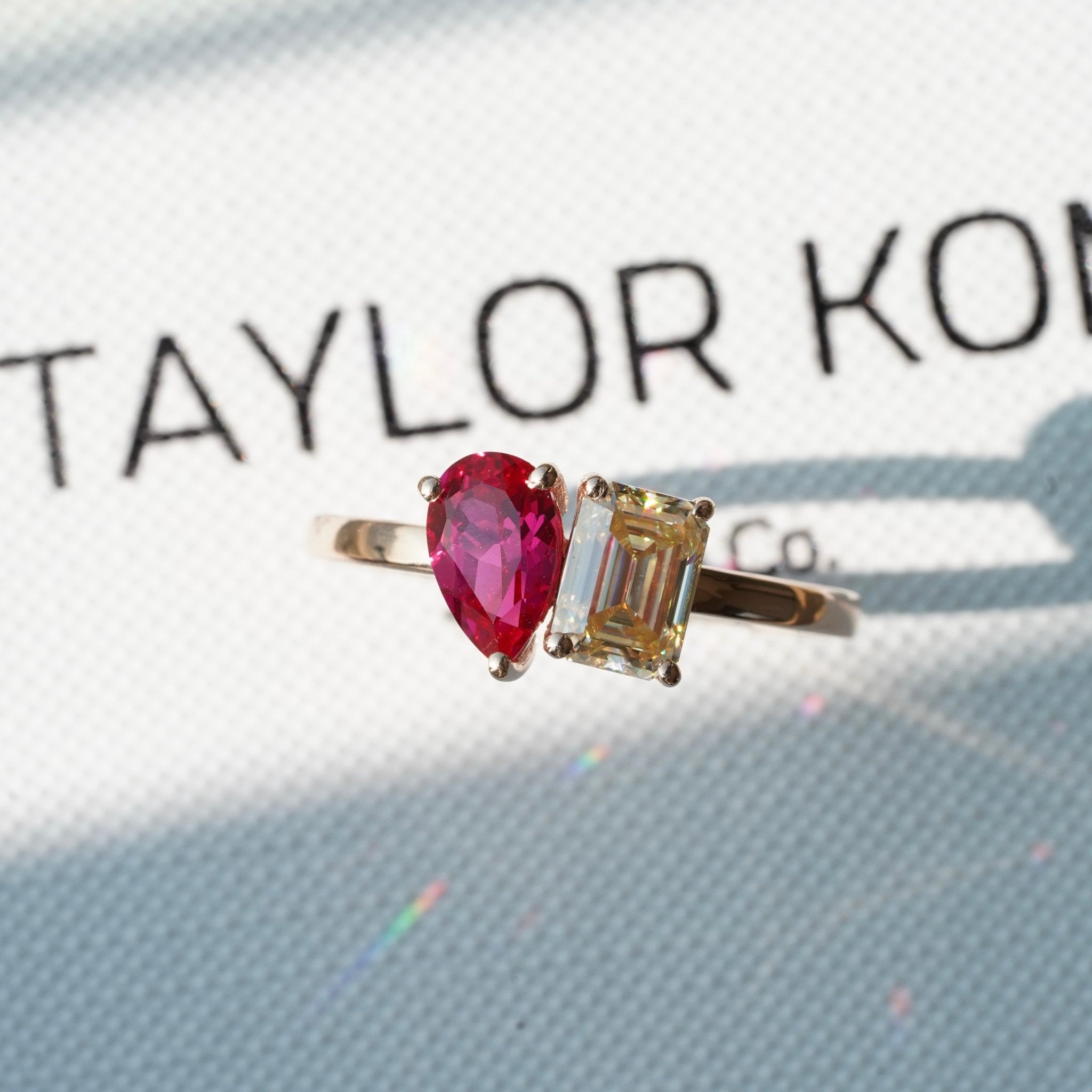 Gifts - TAYLOR KOM