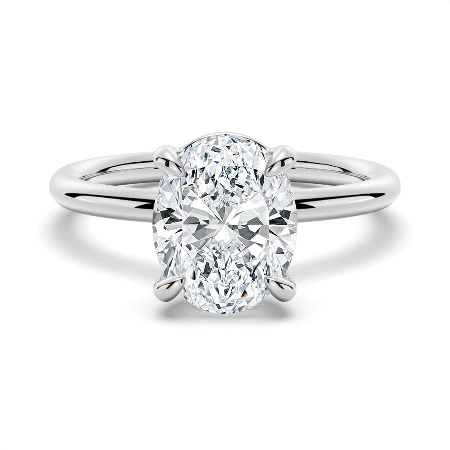 4 Prongs Oval Solitaire Moissanite Engagement Ring