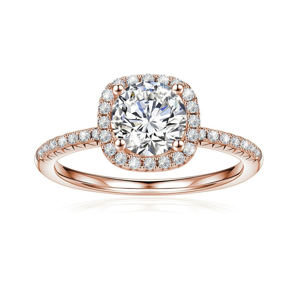 Brilliant Halo Round Cut Engagement Ring