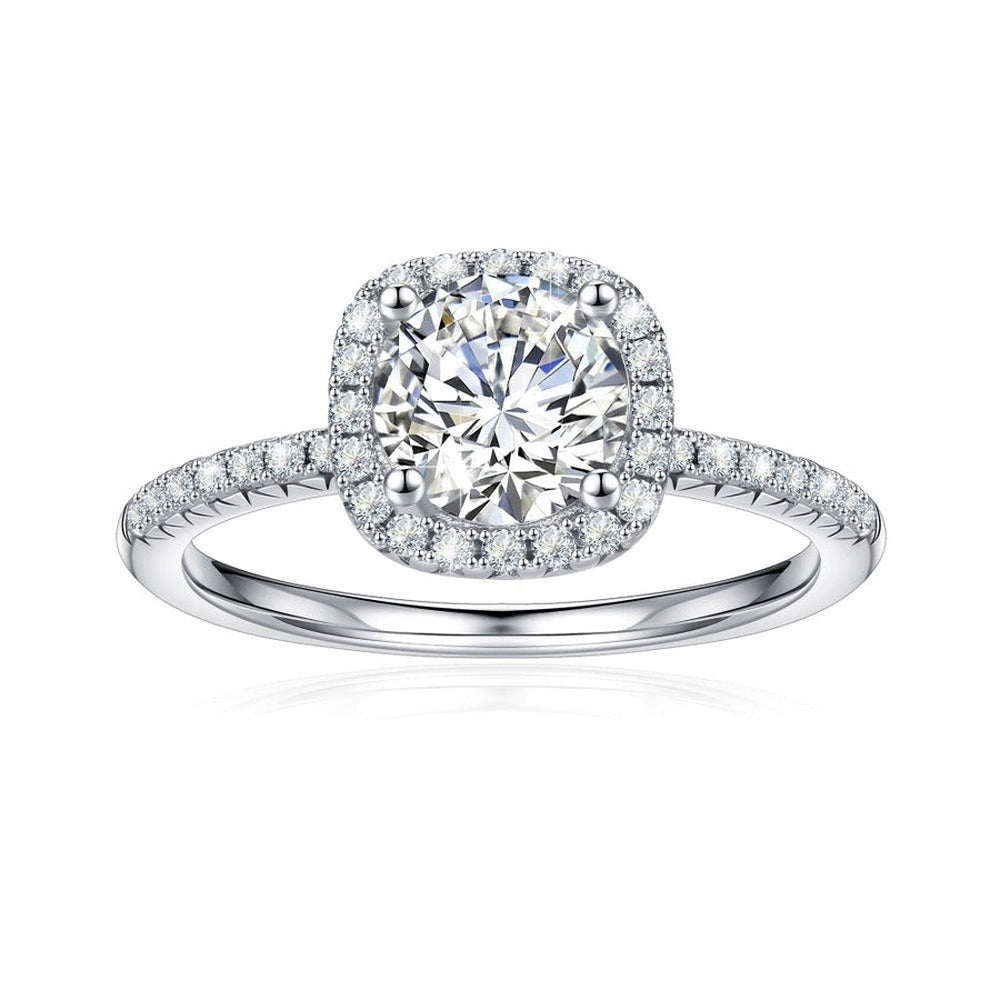 Brilliant Halo Round Cut Lab Grown Diamond Engagement Ring