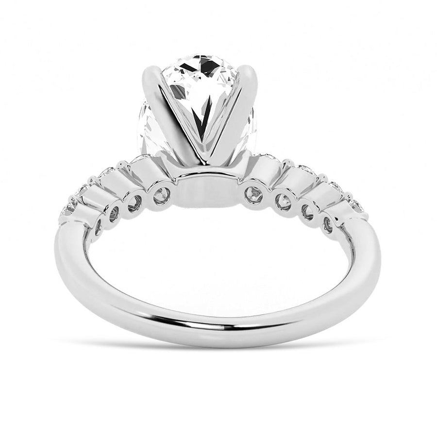 Classic Shared-Prong Oval Cut Moissanite Engagement Ring