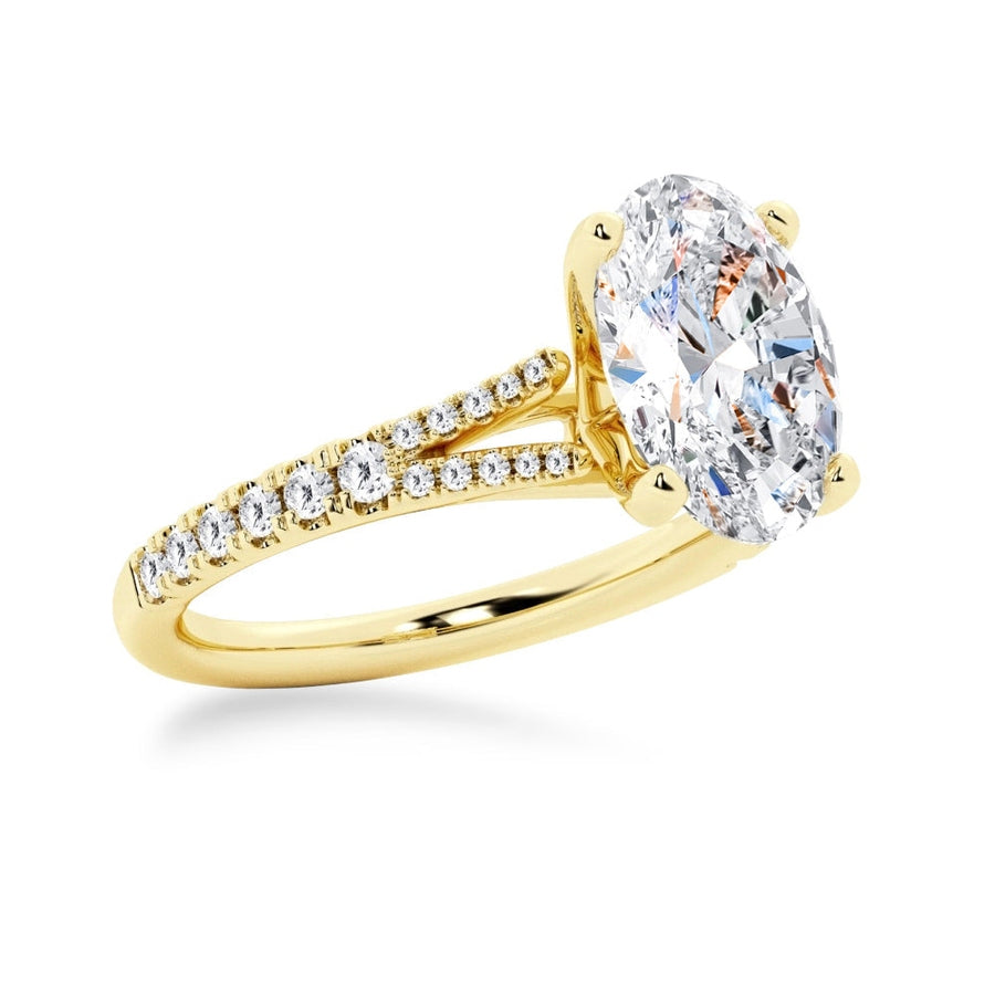 Oval Cut Split-Shank Moissanite Engagement Ring