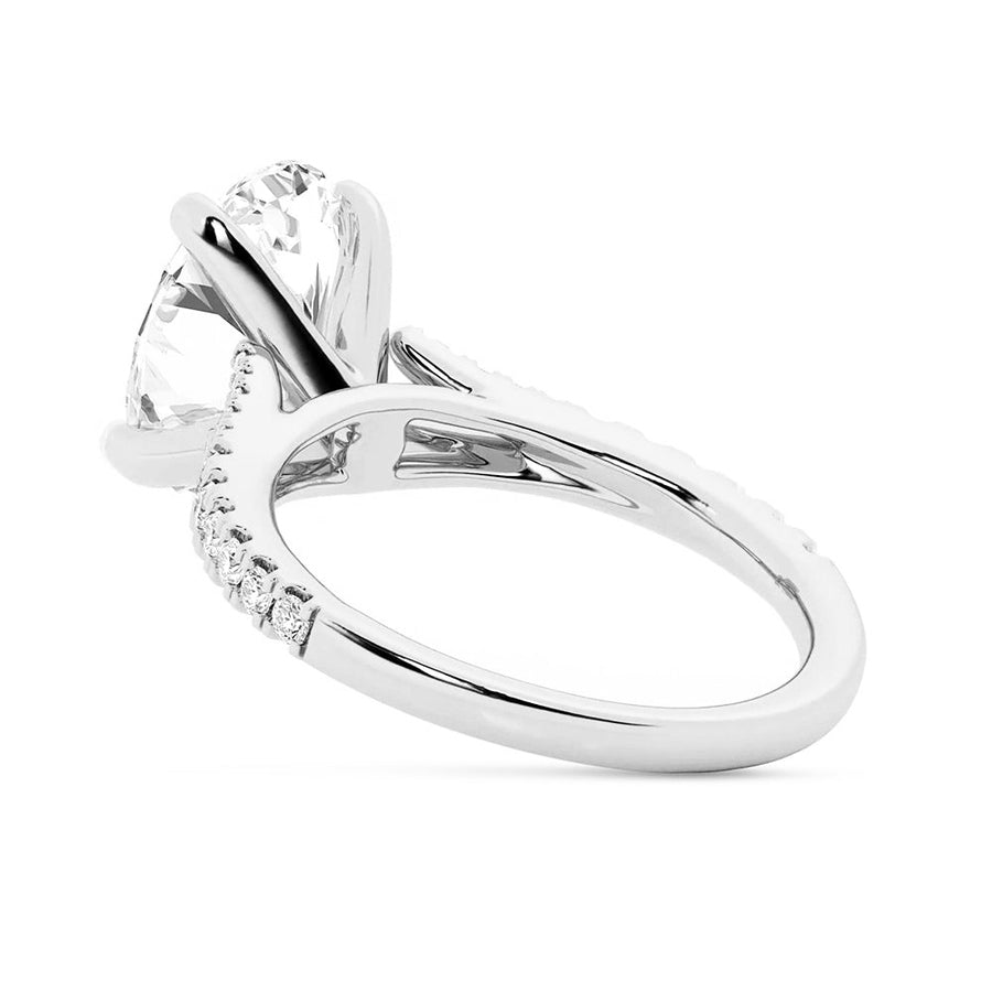 Oval Cut Split-Shank Moissanite Engagement Ring