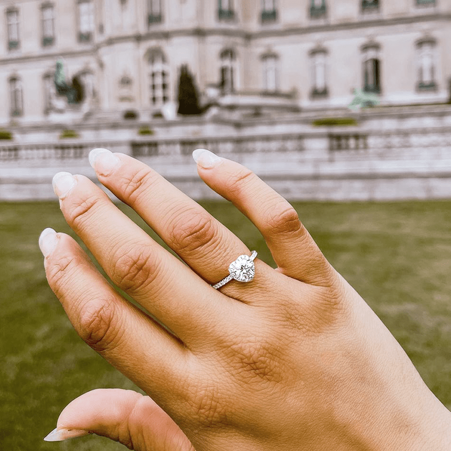 Round Shaped Moissanite Halo Engagement Ring