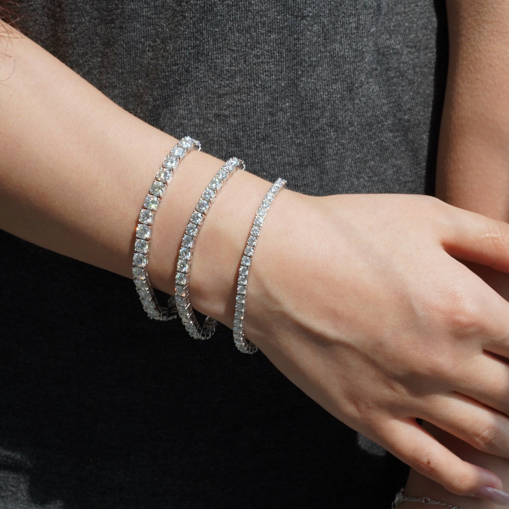 Classic Round Shaped Moissanite Tennis Bracelet - TAYLOR KOM_16cm