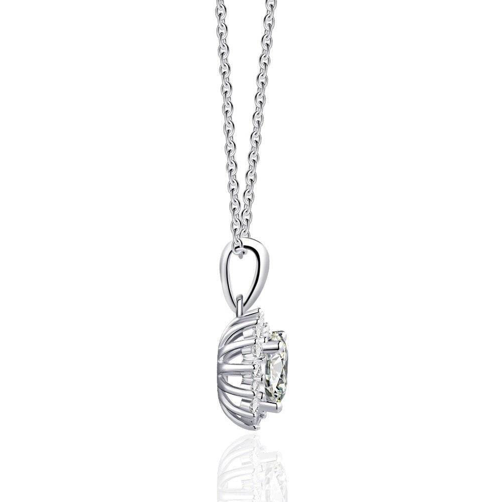 Flower Shaped Moissanite Necklace - TAYLOR KOM_