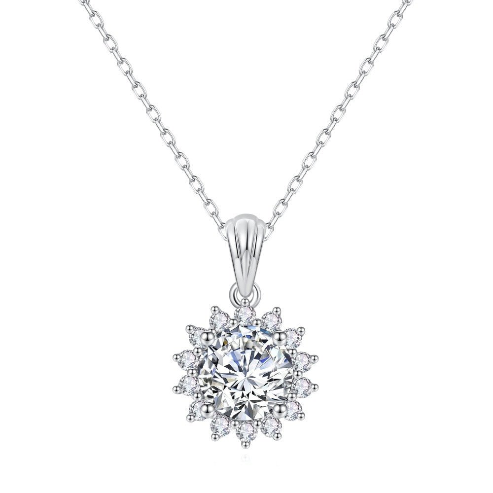Flower Shaped Moissanite Necklace - TAYLOR KOM_